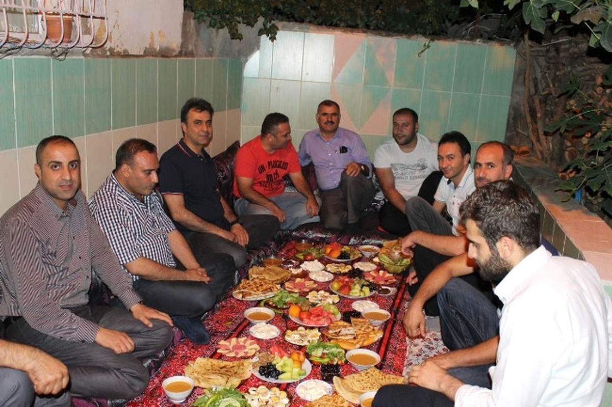 Siirt Emniyet Müdürü Ramazan\'ın Son İftarını Amatör Sporcularla Açtı