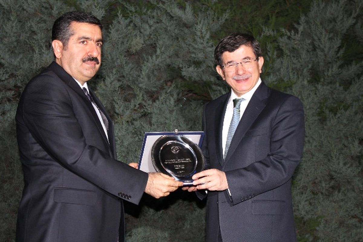 Vali Doğan\'a Veda Yemeği
