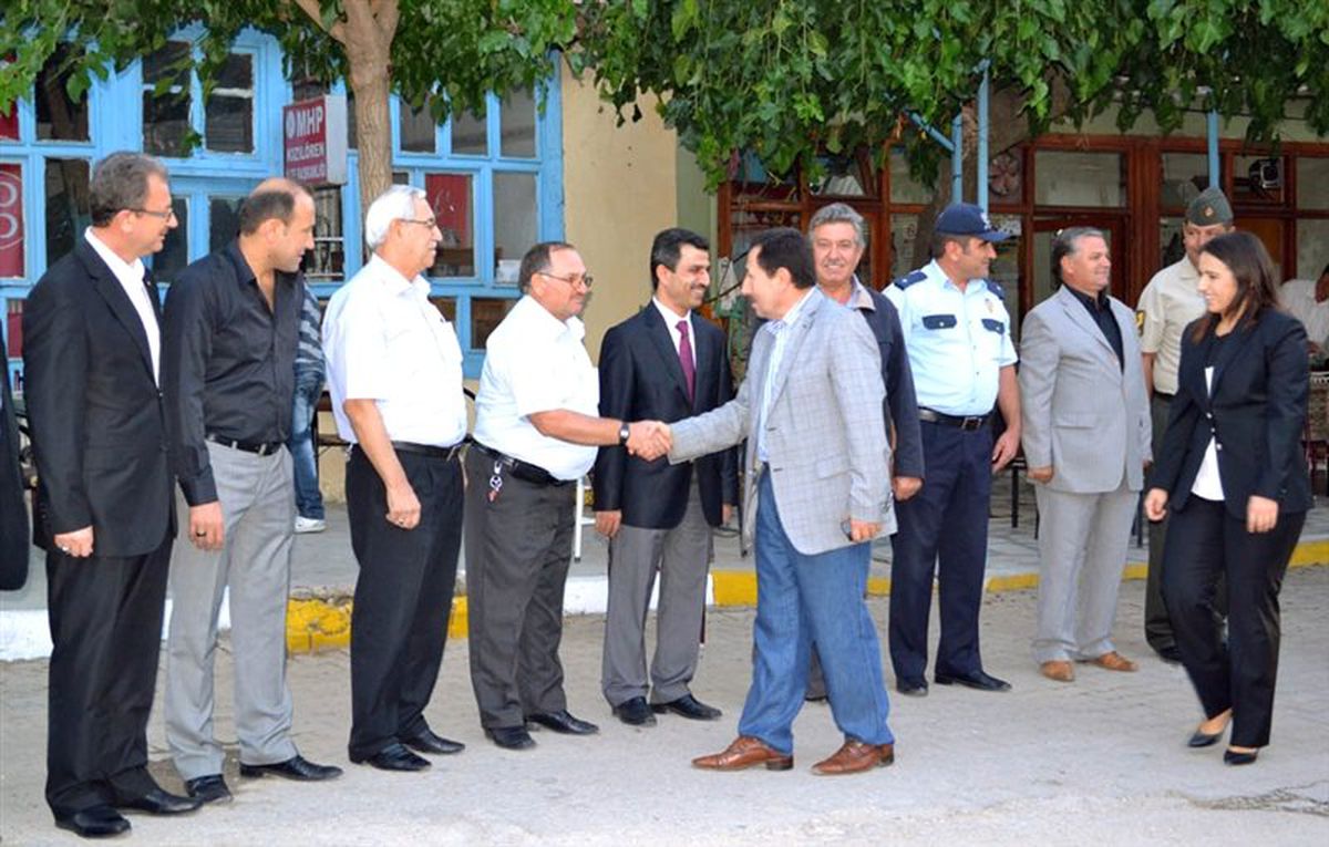 Vali İrfan Balkanlıoğlu Kızılören İlçesinde Yöre Halkı ile İftar Yaptı