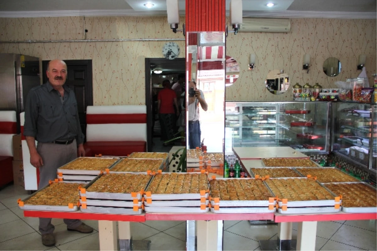 Alaplı\'da Baklava Satışları Arttı