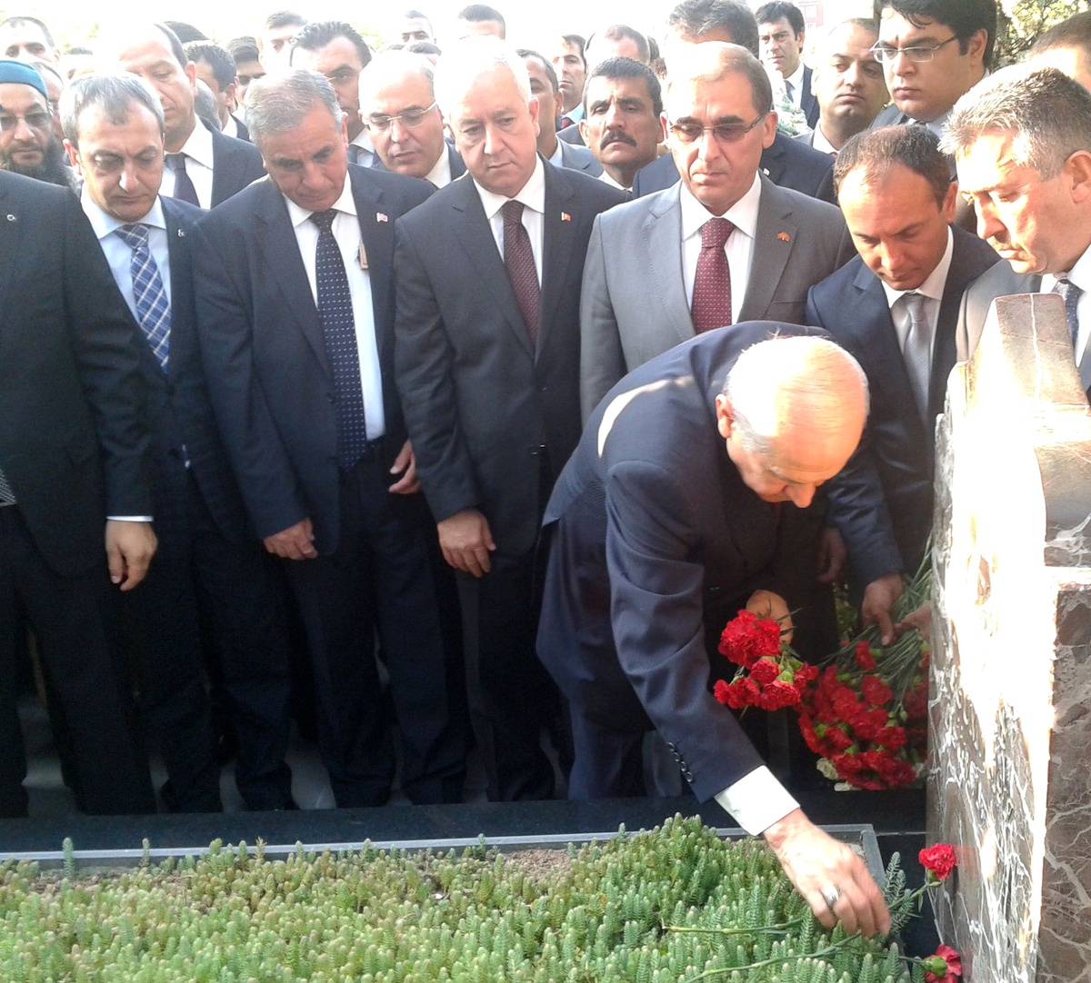 Bahçeli, Bayram Namazını Kıldı
