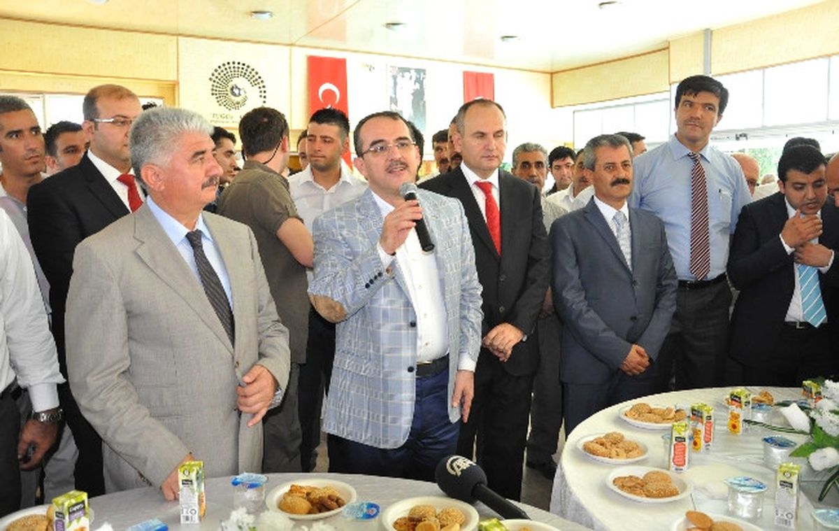 Bakan Ergin Dörtyol\'da Bayramlaşma Törenine Katıldı