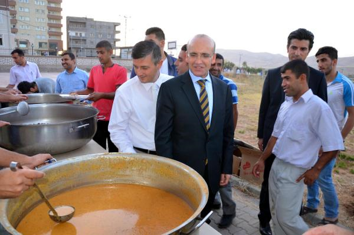 Bakan Şimşek, İftarı Gercüş\'te Yaptı
