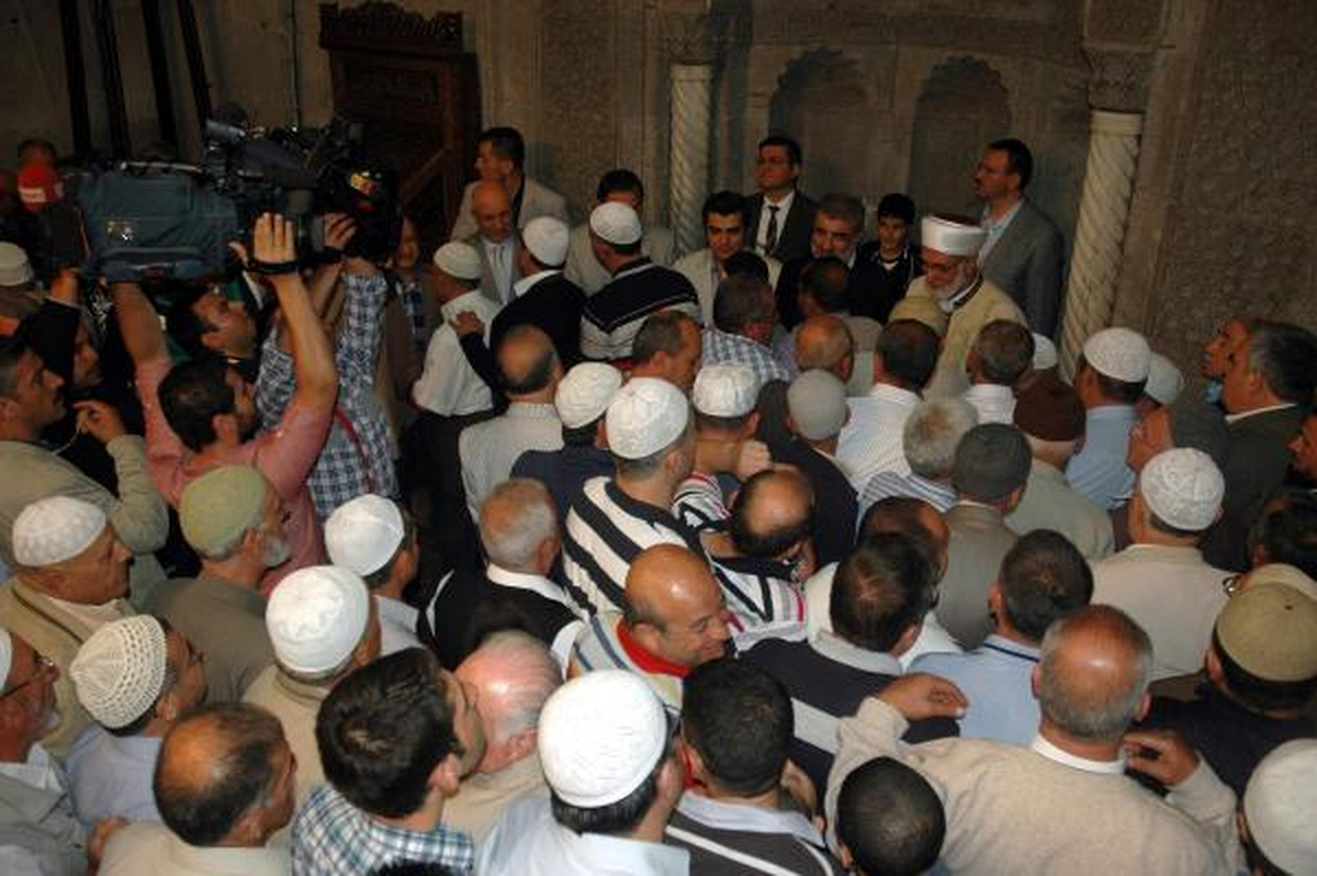 Bakan Yıldız: Suriye, Irak ve Mısır\'daki Huzursuzluk Son Bulsun
