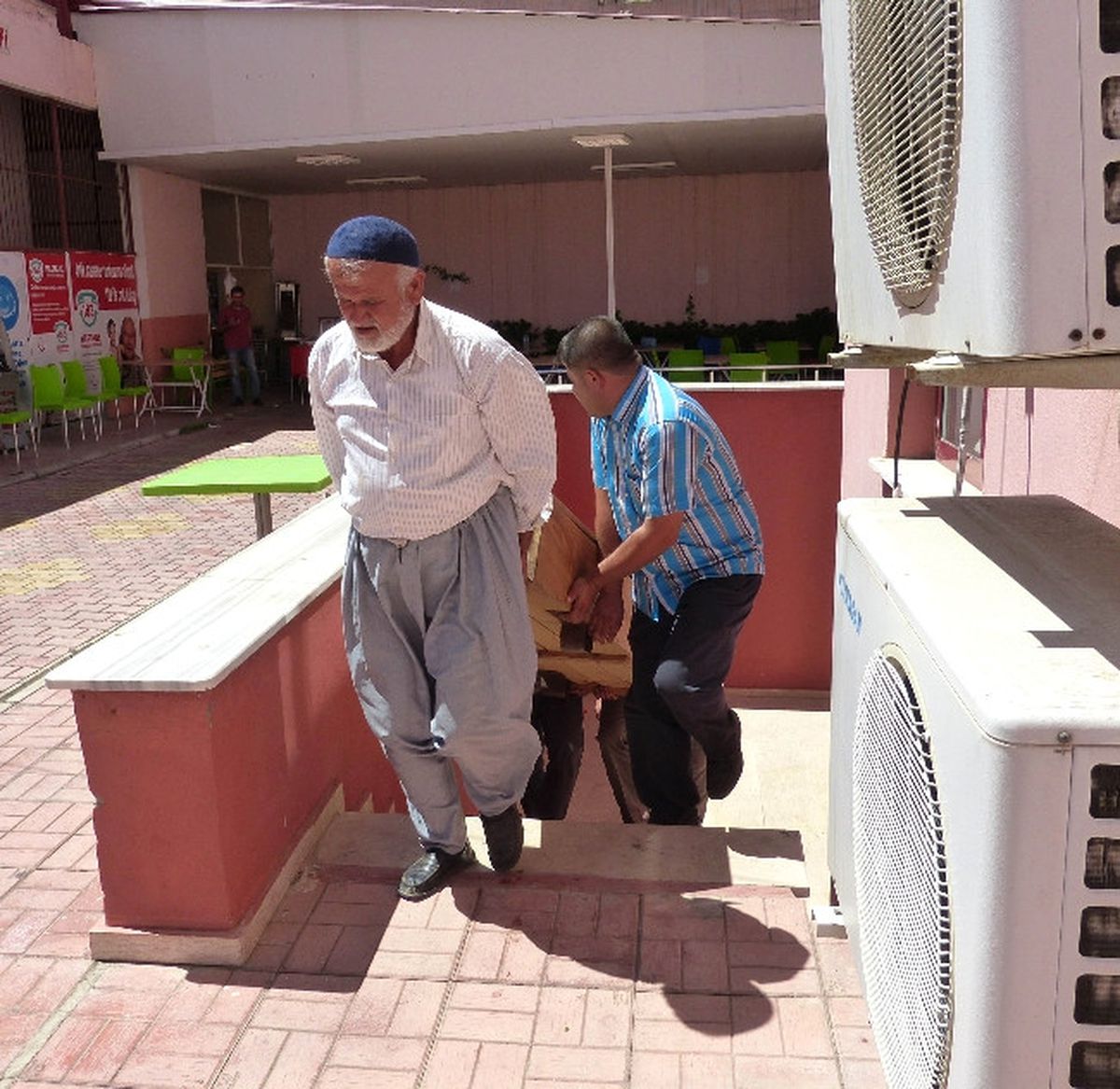 Bayram Namazı Sonrası Vahşet