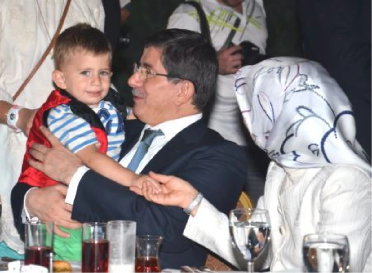 Dışişleri Bakanı Davutoğlu, Konya\'da