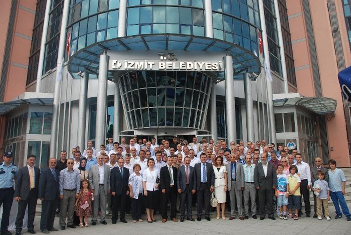İzmit Belediyesi\'nde Bayram Coşkusu