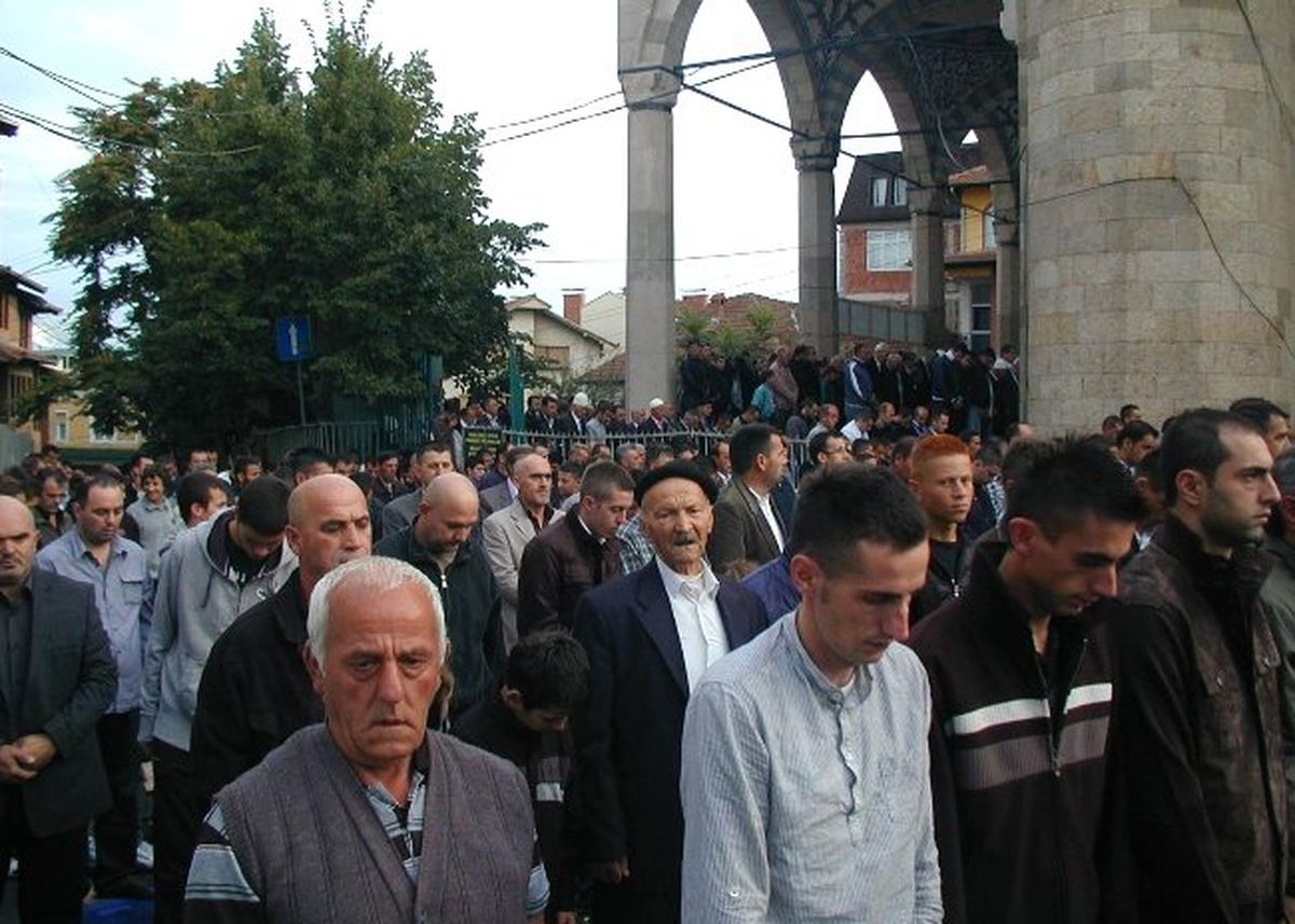 Kosova\'da Bayram Sevinci