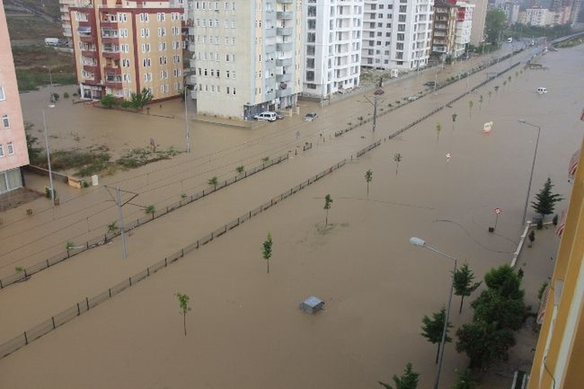 Samsun\'daki Sel