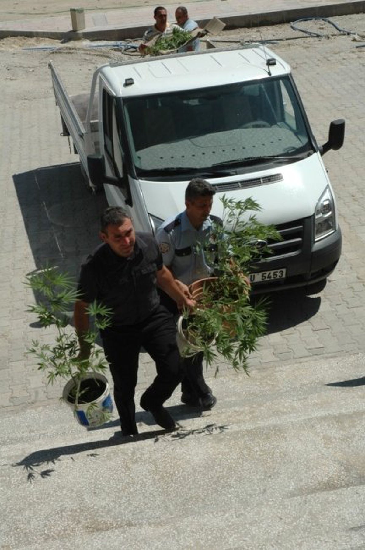Selendi\'de Hint Keneviri Ele Geçirildi