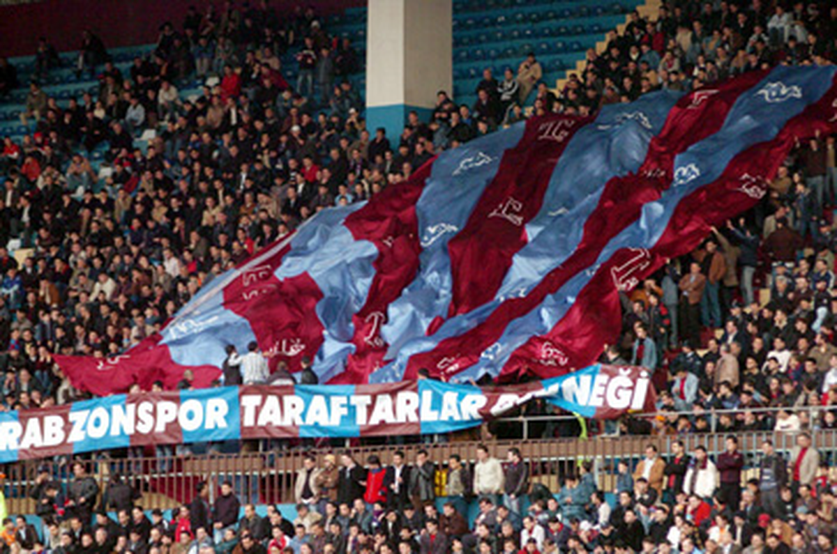 Trabzonspor Taraftarından Kombine İsyanı
