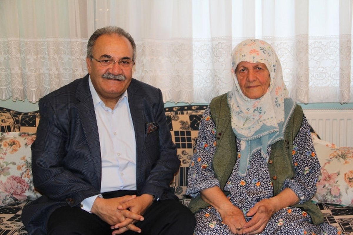 Uslu\'dan Anne Ziyareti
