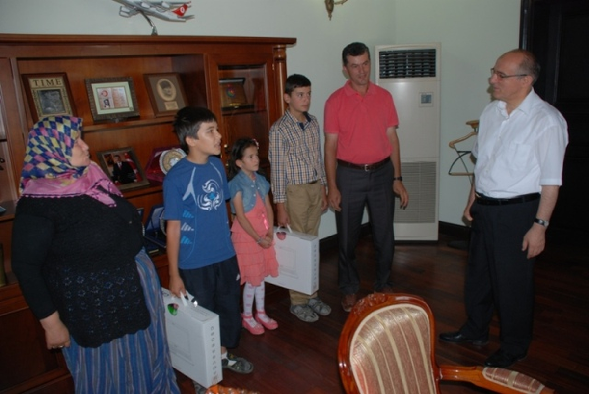 Vali Özçimen Gaziler İle Bayramlaştı