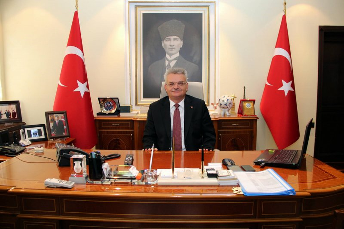 Vali Vahdettin Özcan\'ın Ramazan Bayramı Mesajı