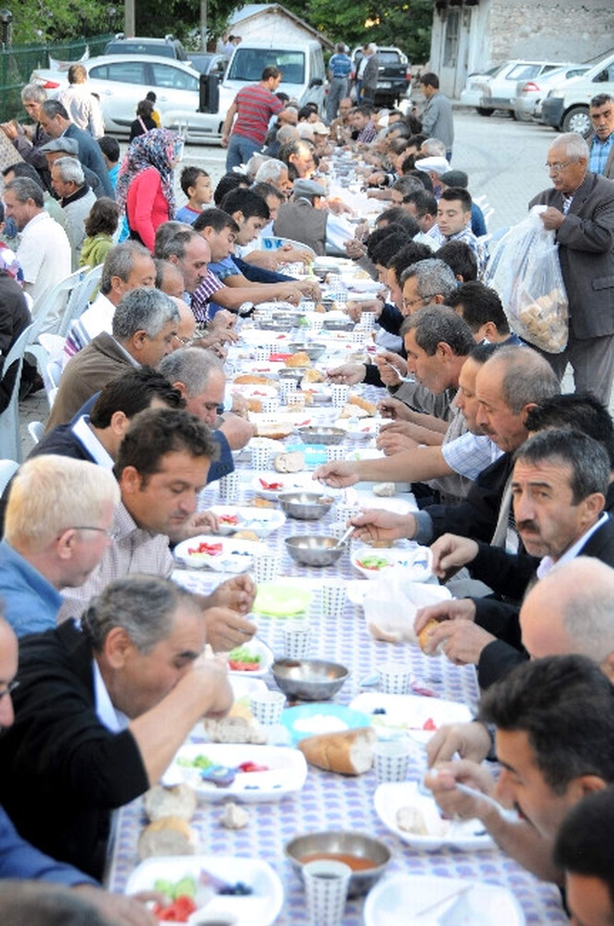 Antalya\'da Üç Asırlık Bayramlaşma Geleneği