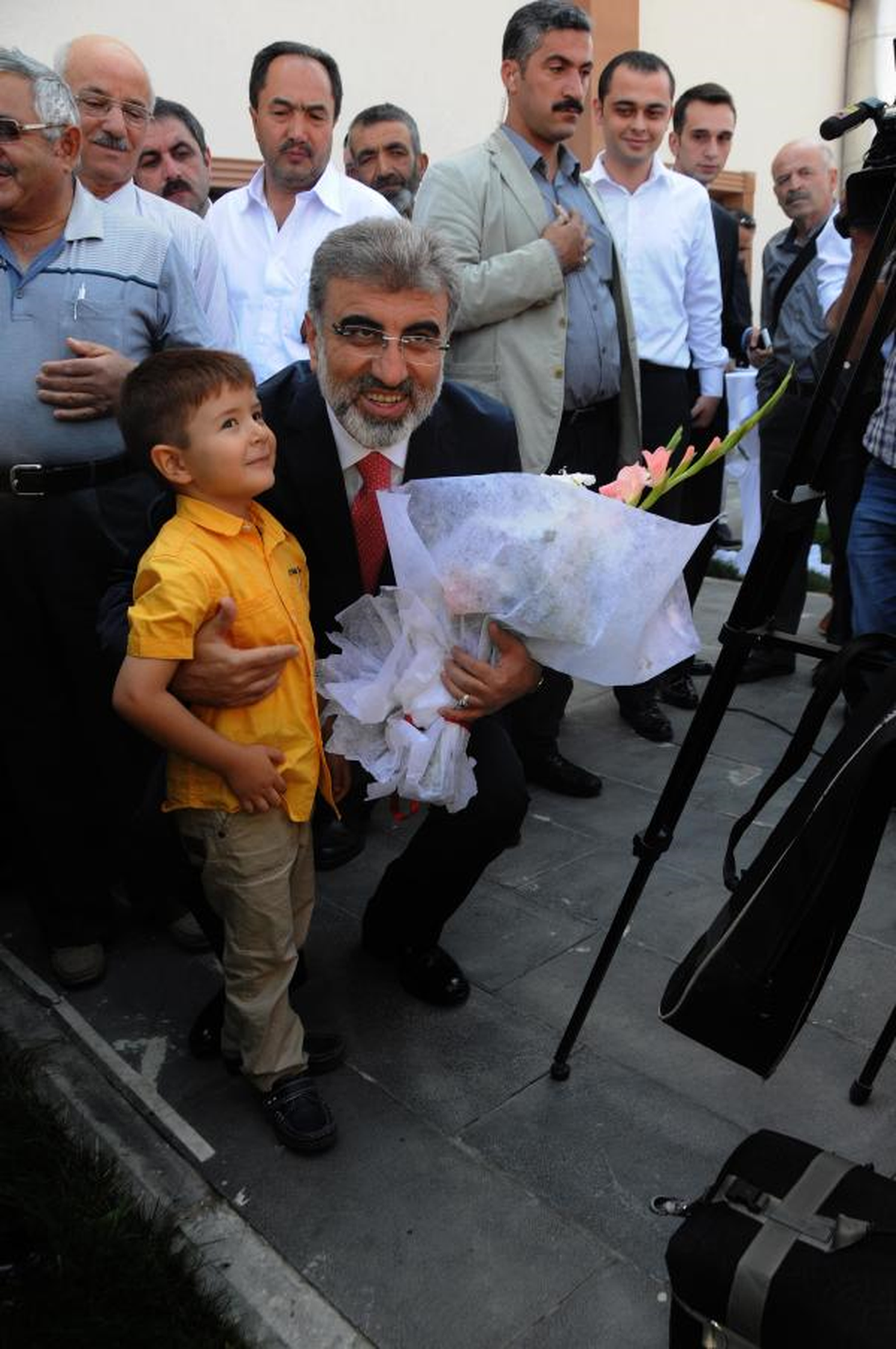 Bakan Yıldız\'dan Akaryakıt İndirimine Dair Açıklama