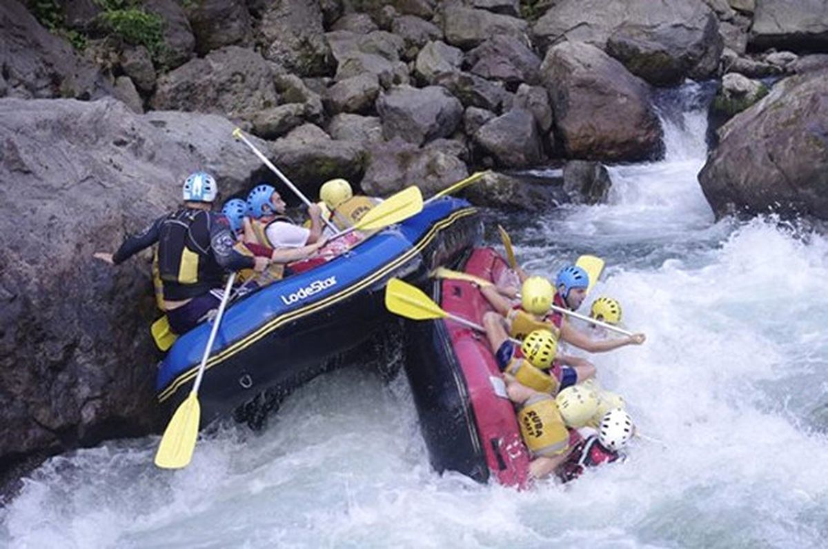 Bayram Tatilcilerinin Rafting Heyecanı