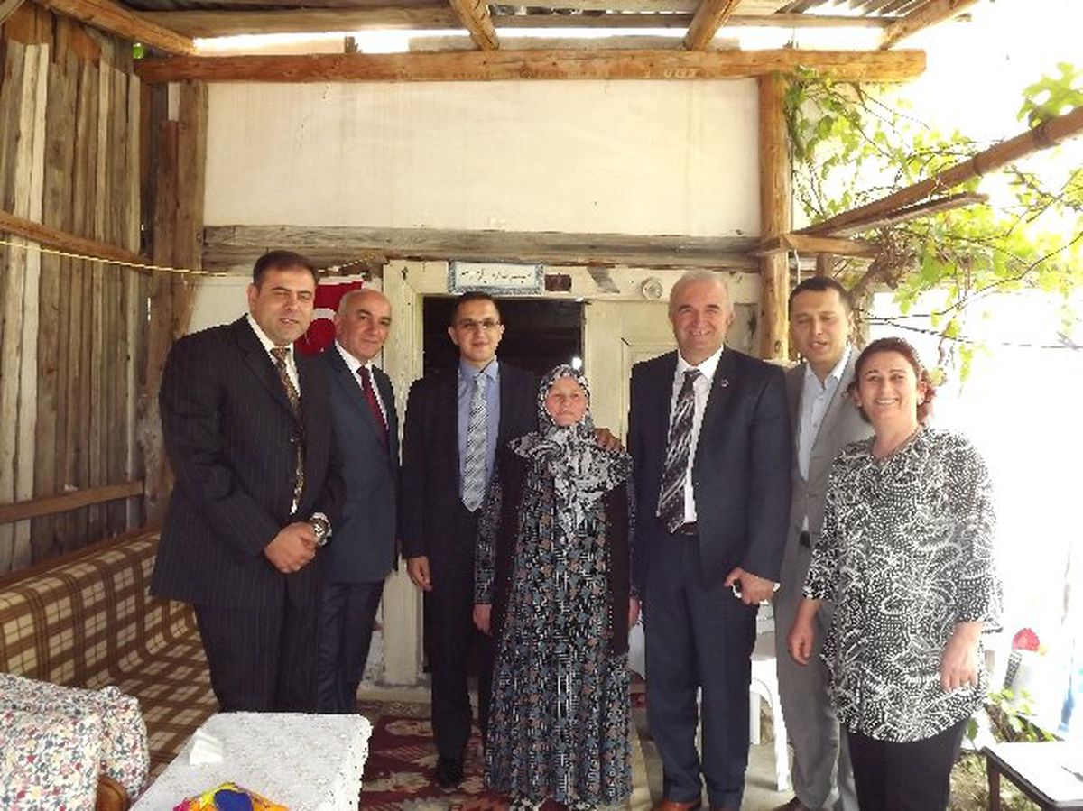 Bayramda Şehit Aileleri Unutulmadı
