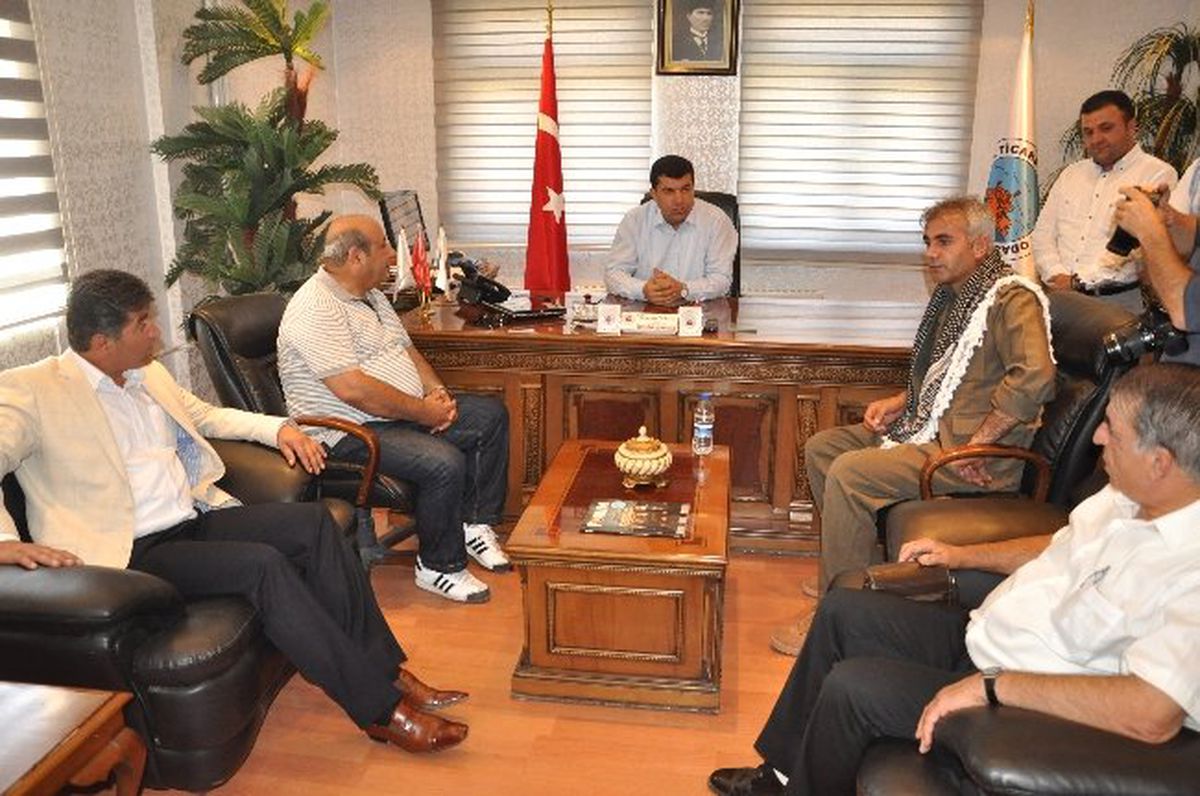 BDP\'li Kaplan Şırnak\'ta Bayram Kutlamasına Katıldı