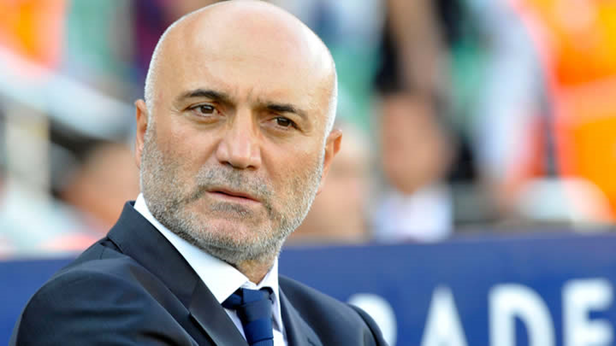 Bursaspor\'da Teknik Direktör Karaman ile Yollar Ayrıldı