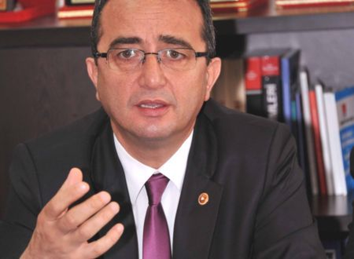 CHP Genel Başkan Yardımcısı Tezcan\'dan Silivri Cezaevi\'ne Ziyaret