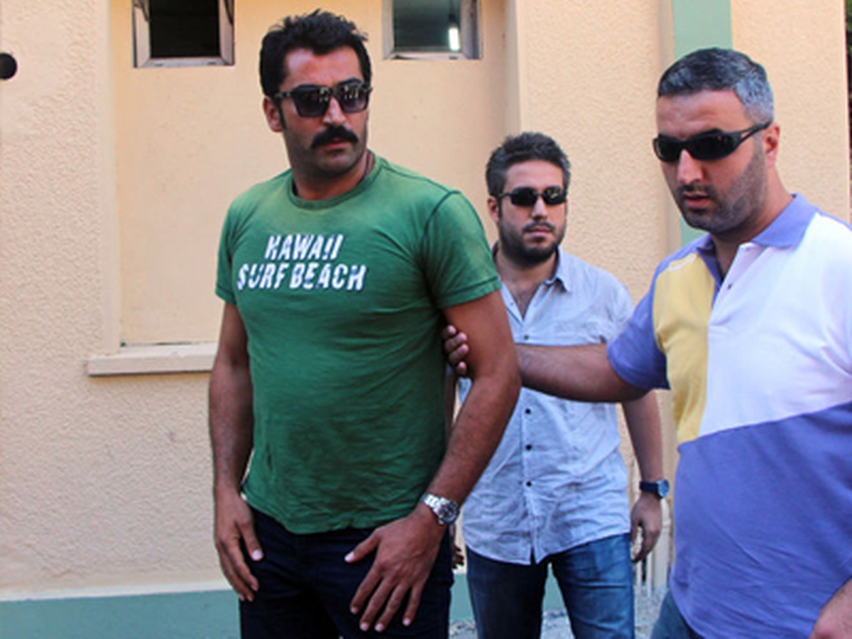 Kenan İmirzalıoğlu'na Hayran Mektupları Gelmiş