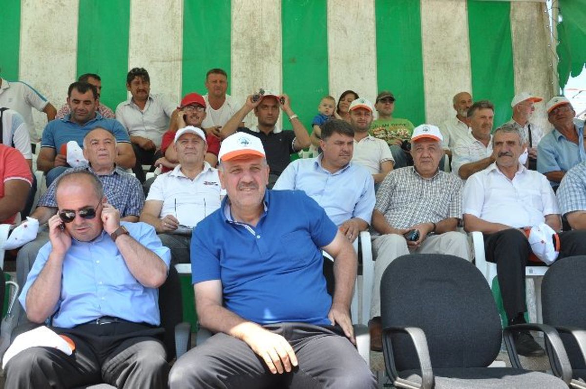 Kozlu\'da Karakucak Güreş Şenliği Düzenlendi.