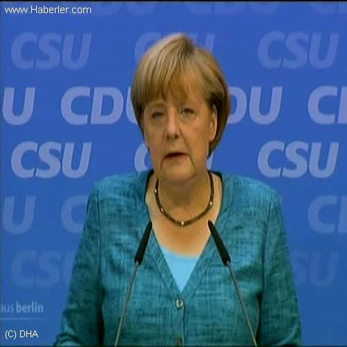 Alman Dergisi Merkel\'in Siyaseti Bırakacağını İddia Etti