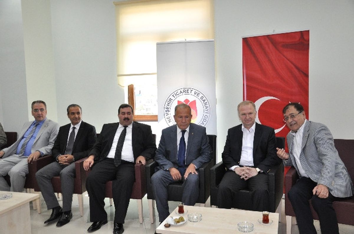 Nevşehir Ticaret ve Sanayi Odası Başkanlığı ile Ticaret Borsası Başkanlığı Tarafından Bayramlaşma...