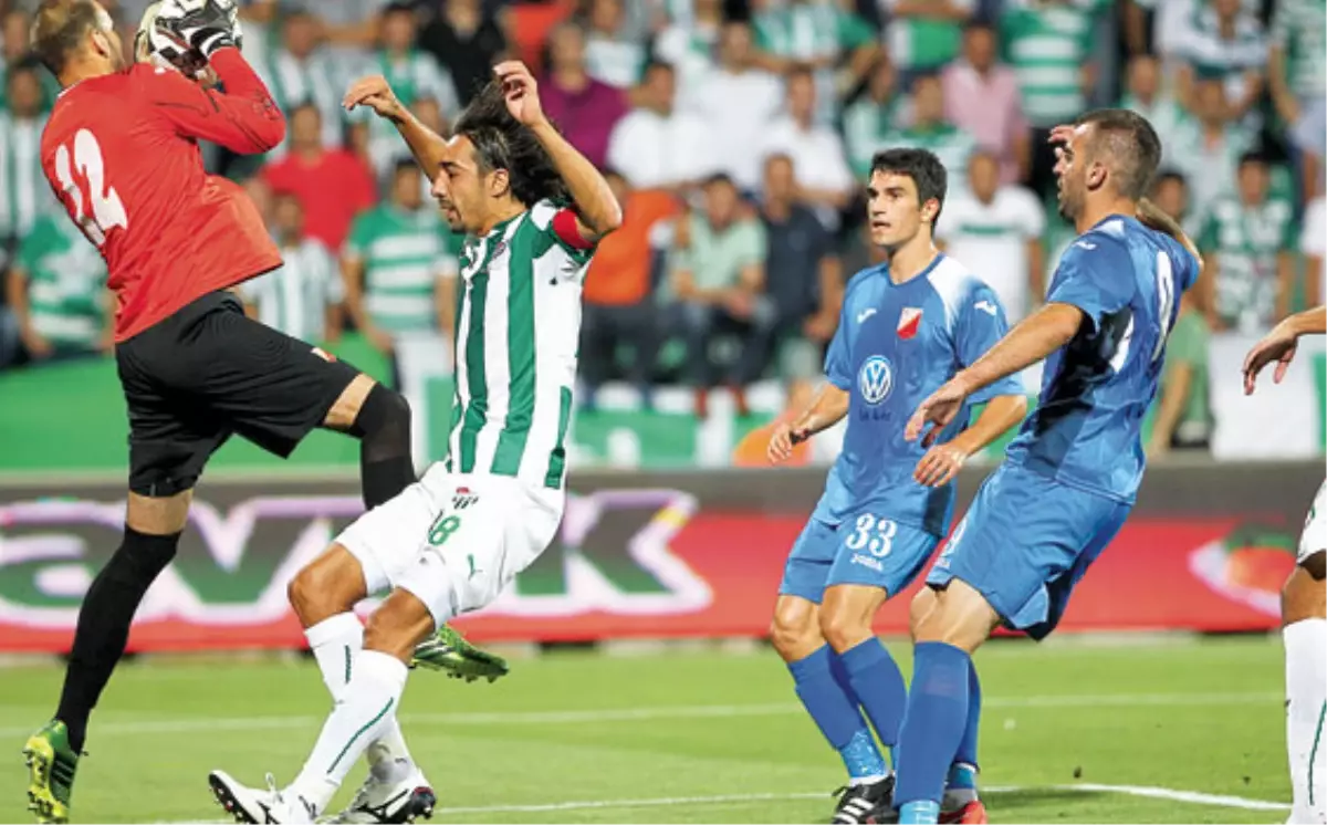 Timsah Vuruldu! Bursaspor\'a Vojvodina süprizi ! Bursaspor Vojvodina Maçı özeti. Bursaspor Vojvodina maçı özeti golleri..