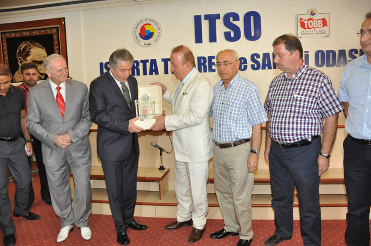 Vali Oğuz Veda Ziyaretlerine Devam Ediyor