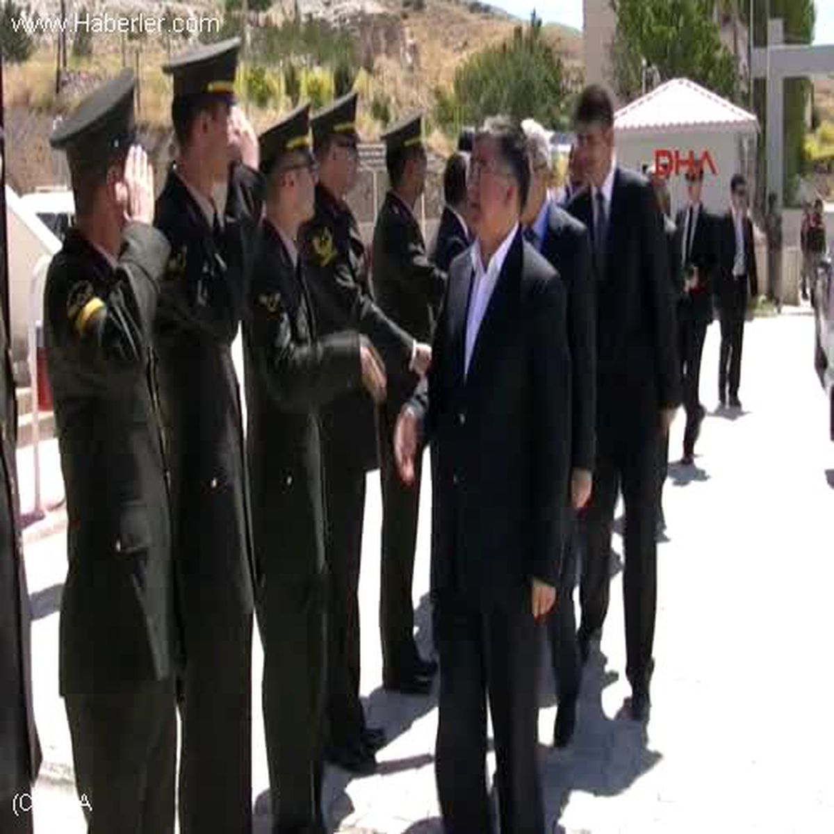 Bakan Yılmaz Memleketi Gürün\'de Çeşitli Açılışlara Katıldı