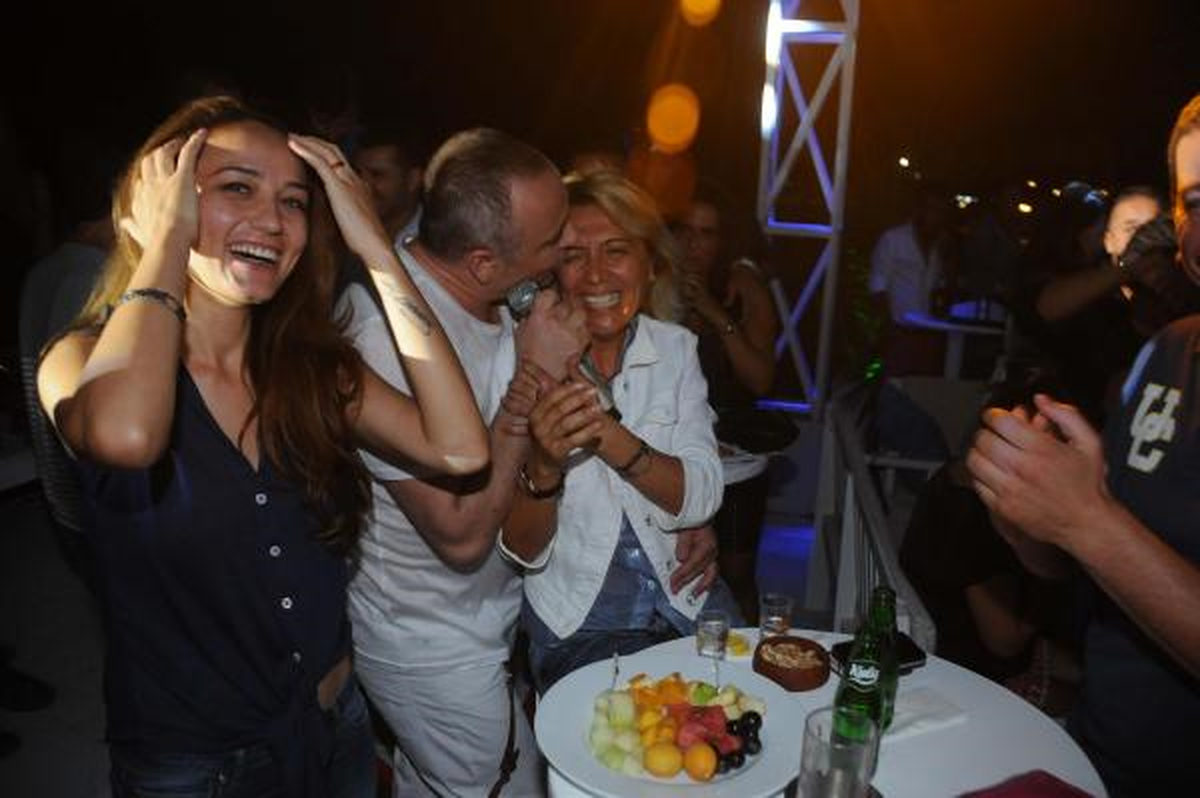 Cenk Eren\'in Performansı Beğeni Topladı