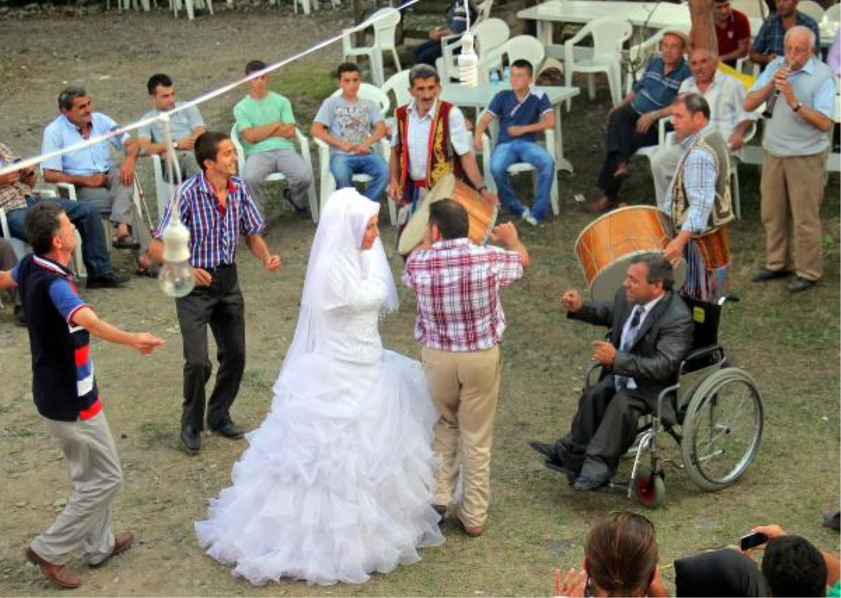 Engelli Çift Dünya Evine Girdi