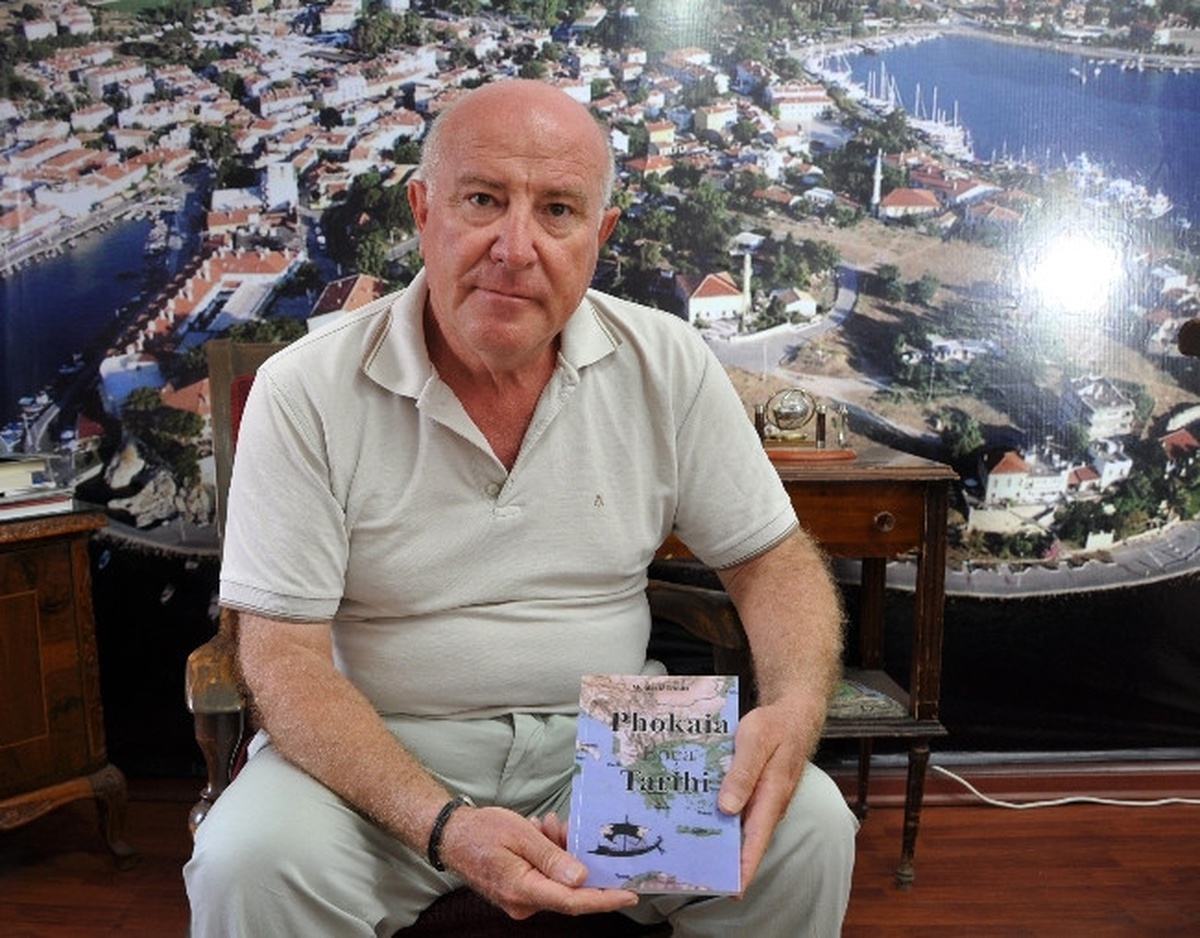 \'Phokaia Foça Tarihi\' Kitabı Yayında