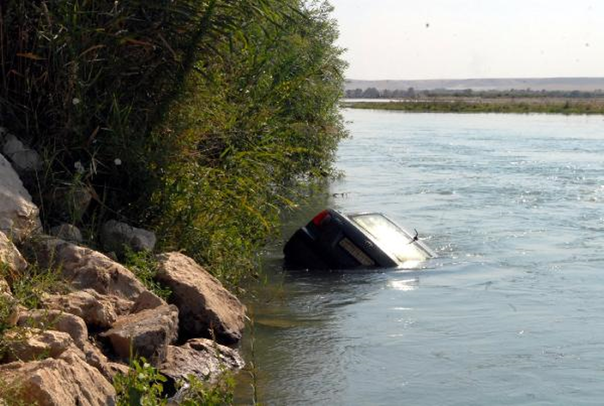 Savaştan Kaçan Suriyelileri Taşıyan Otomobil Batman Çayına Uçtu: 5 Ölü