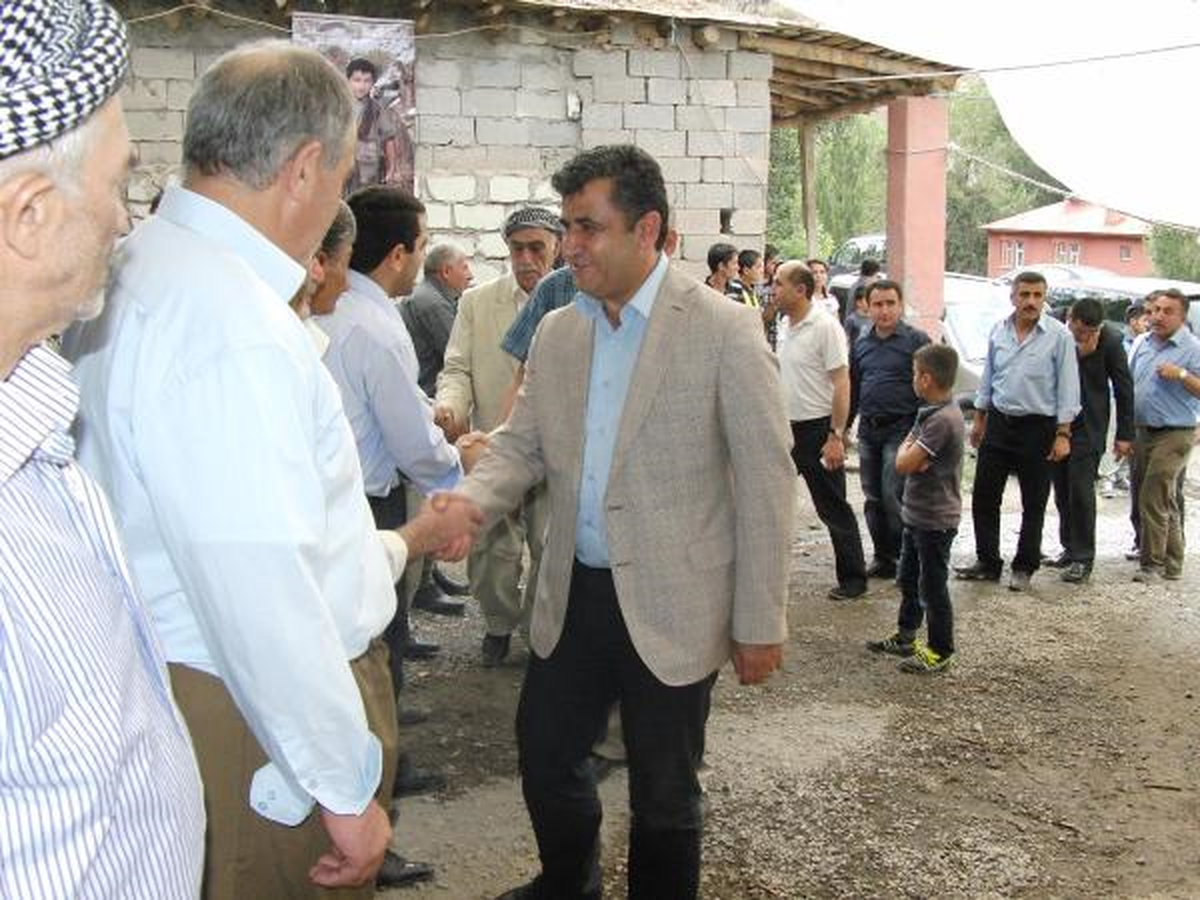 Ailesi PKK\'lı İçin Mevlit Okuttu, BDP Heyeti de Katıldı