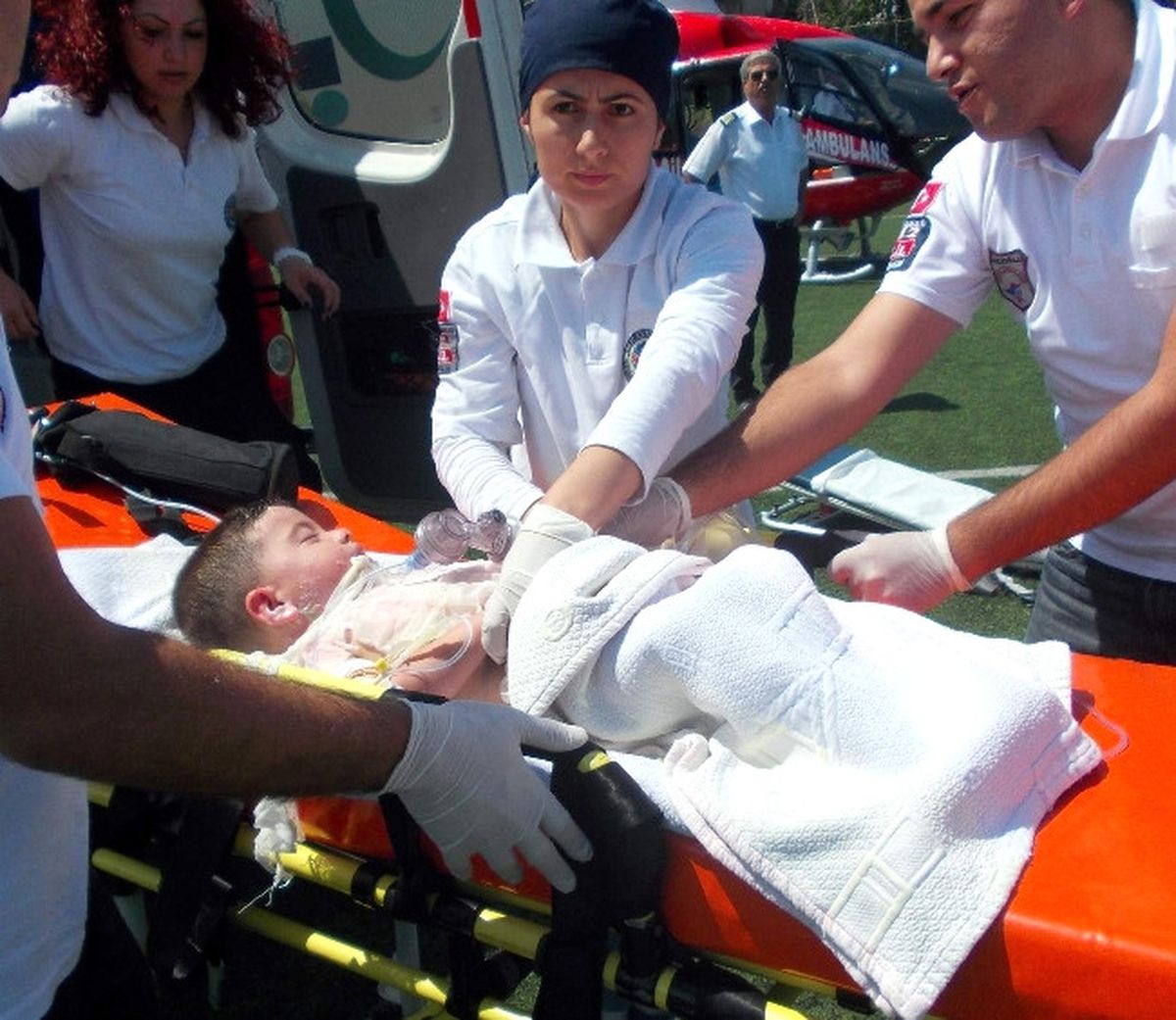 Ambulans Helikopter Yanan Çocuk İçin Havalandı