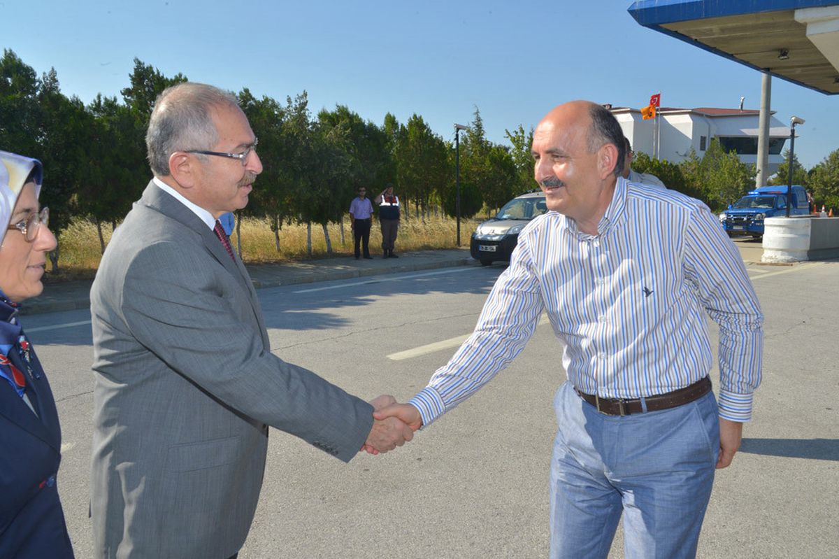 Bakan Dr. Müezzinoğlu Kırklareli\'nde Bayramlaştı