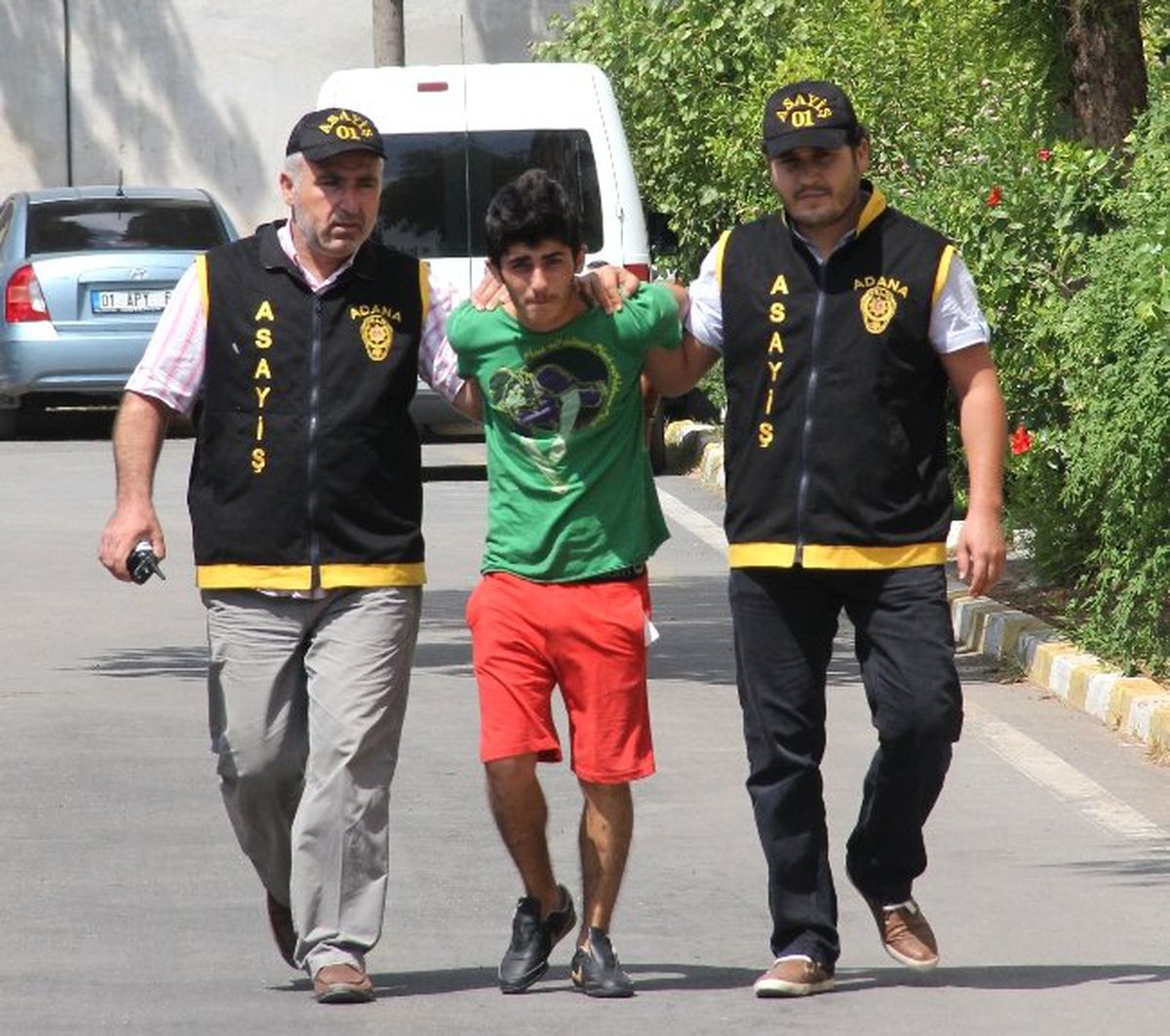 Bir Garip Otomobil Hırsızı