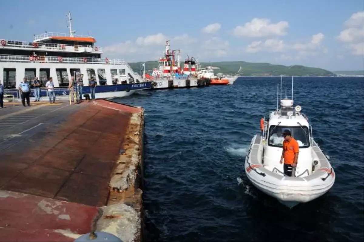 Çanakkale\'de İskelede Bir Kişi Denize Atladı, Araç Kuyruğu Uzadı