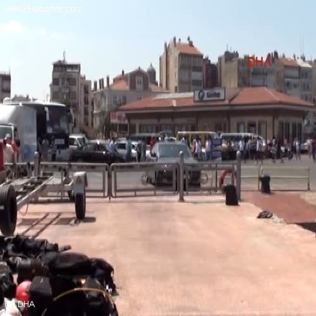 Çanakkale İskeledeki Arama Çalışmaları Kuyruğu Uzattı