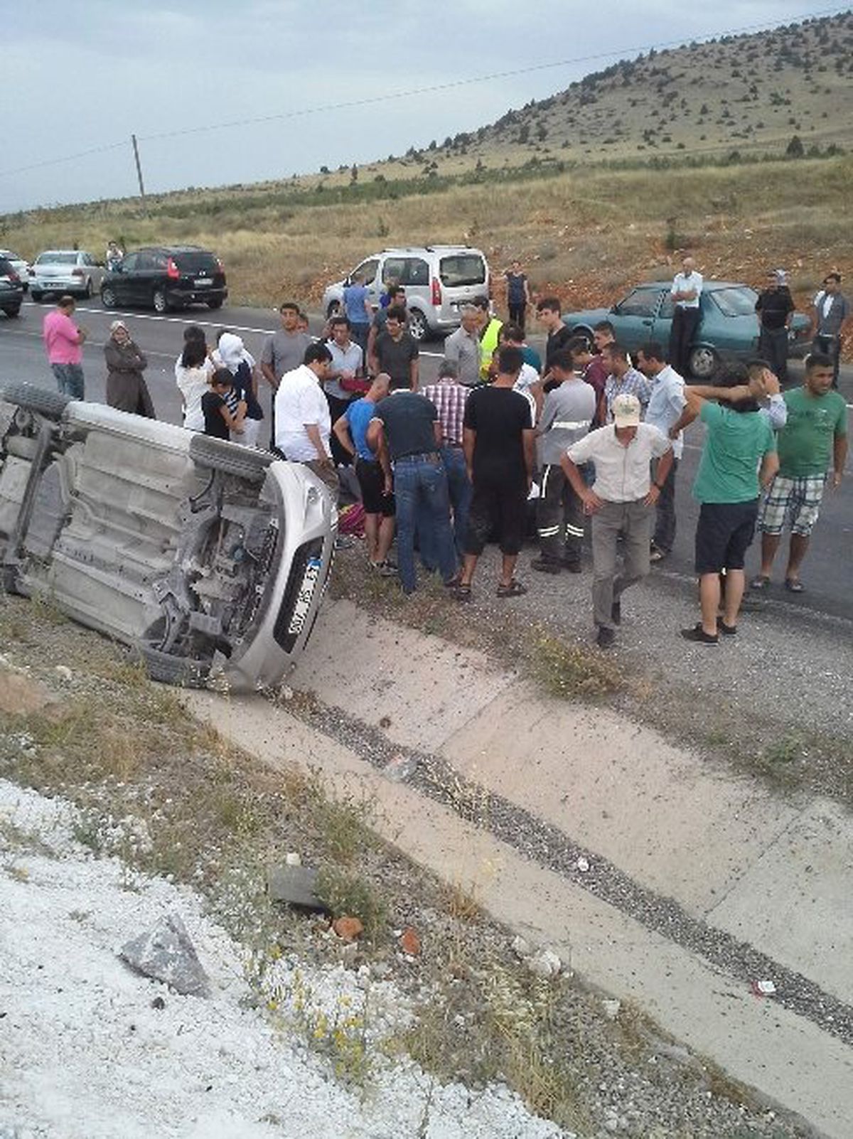 Kütahya\'da Trafik Kazası: 3 Yaralı