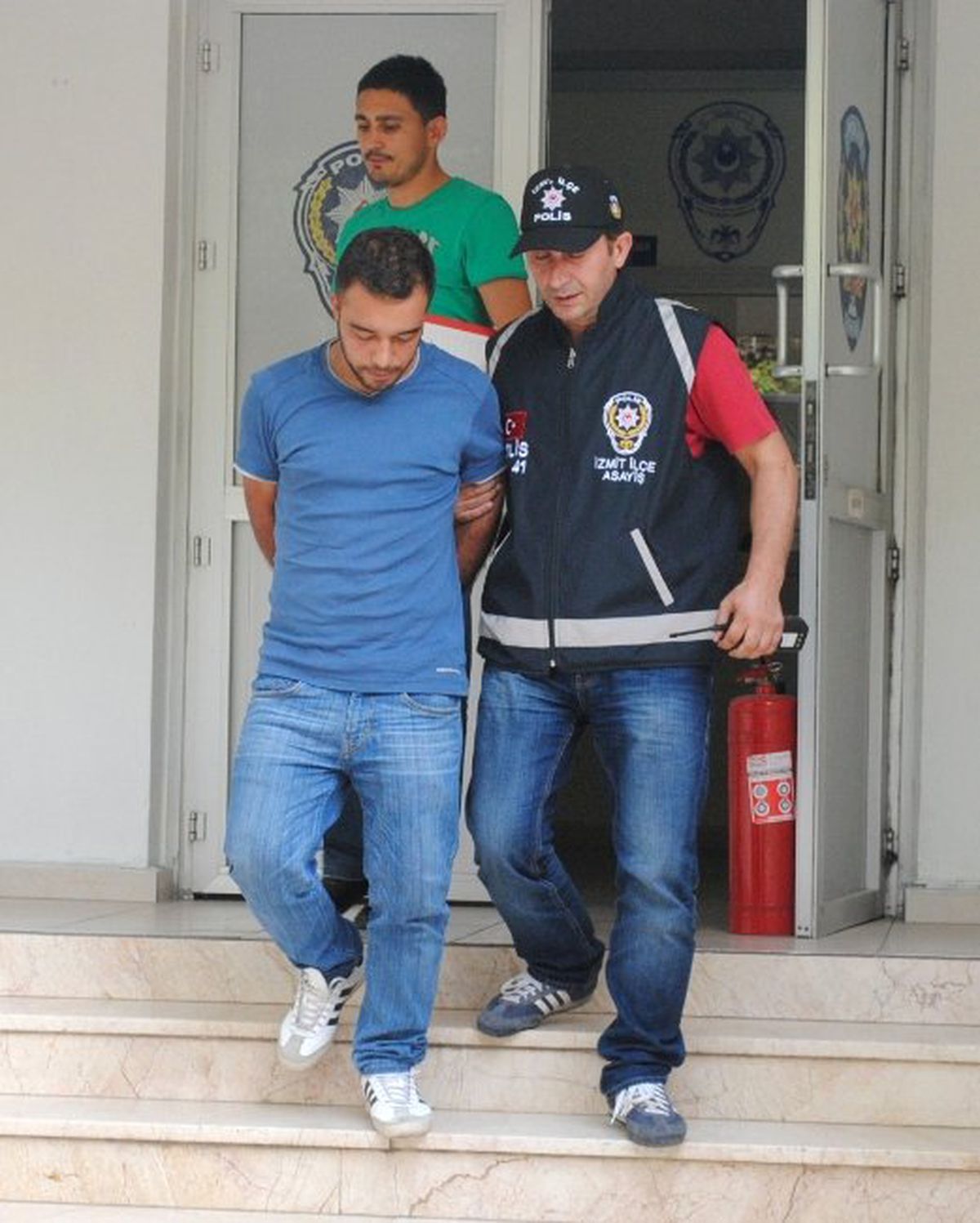 Uyuşturucu Almaya Geldi Polise Yakalandı