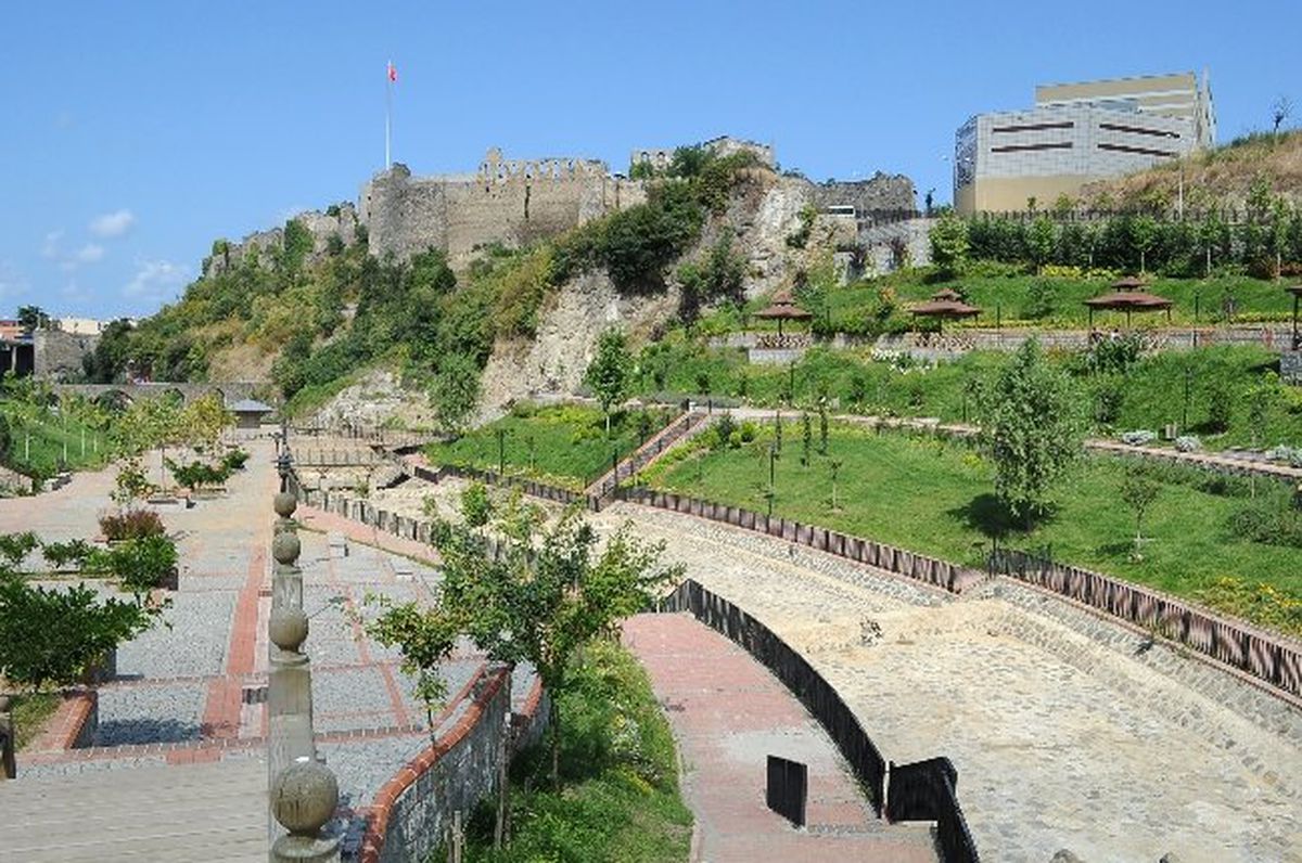 Zağnos Dere Yatağı Temizlendi