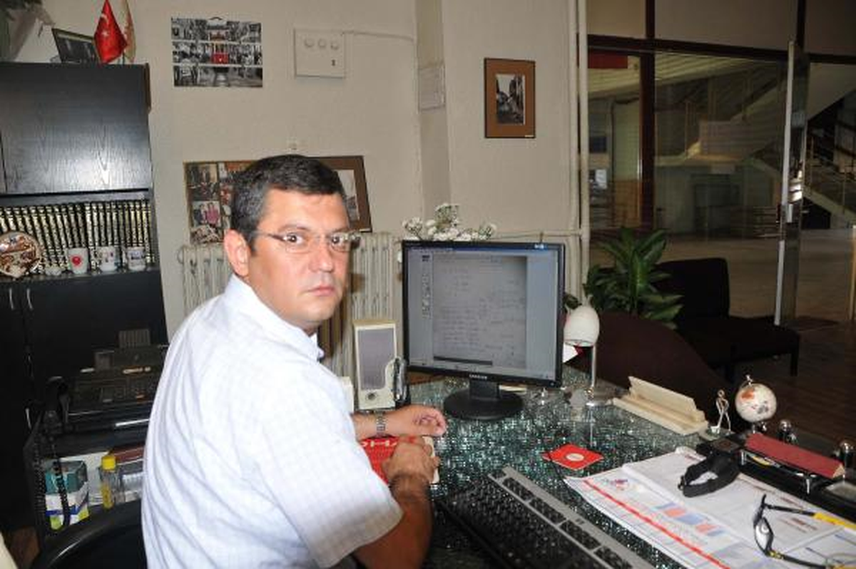 CHP\'li Özel\'den "Linç Çağrısına\' Suç Duyurusu