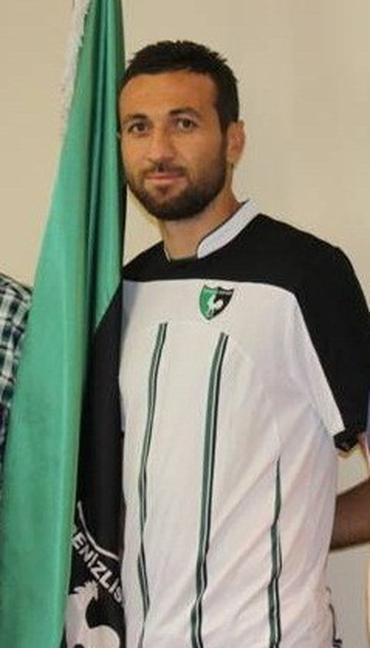 Denizlispor Hasan Demir\'le Yollarını Ayırdı