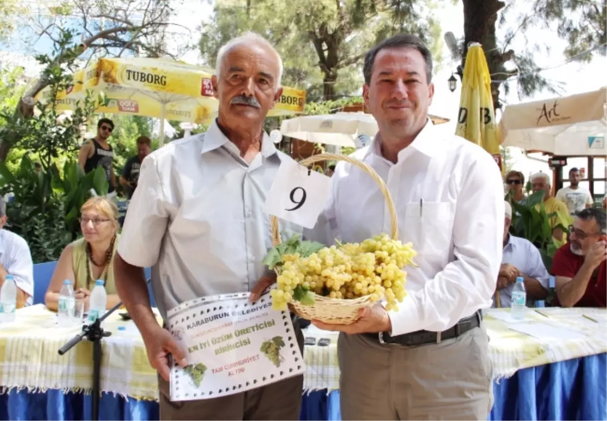 En Güzel Üzümler Karaburun\'da Yarıştı