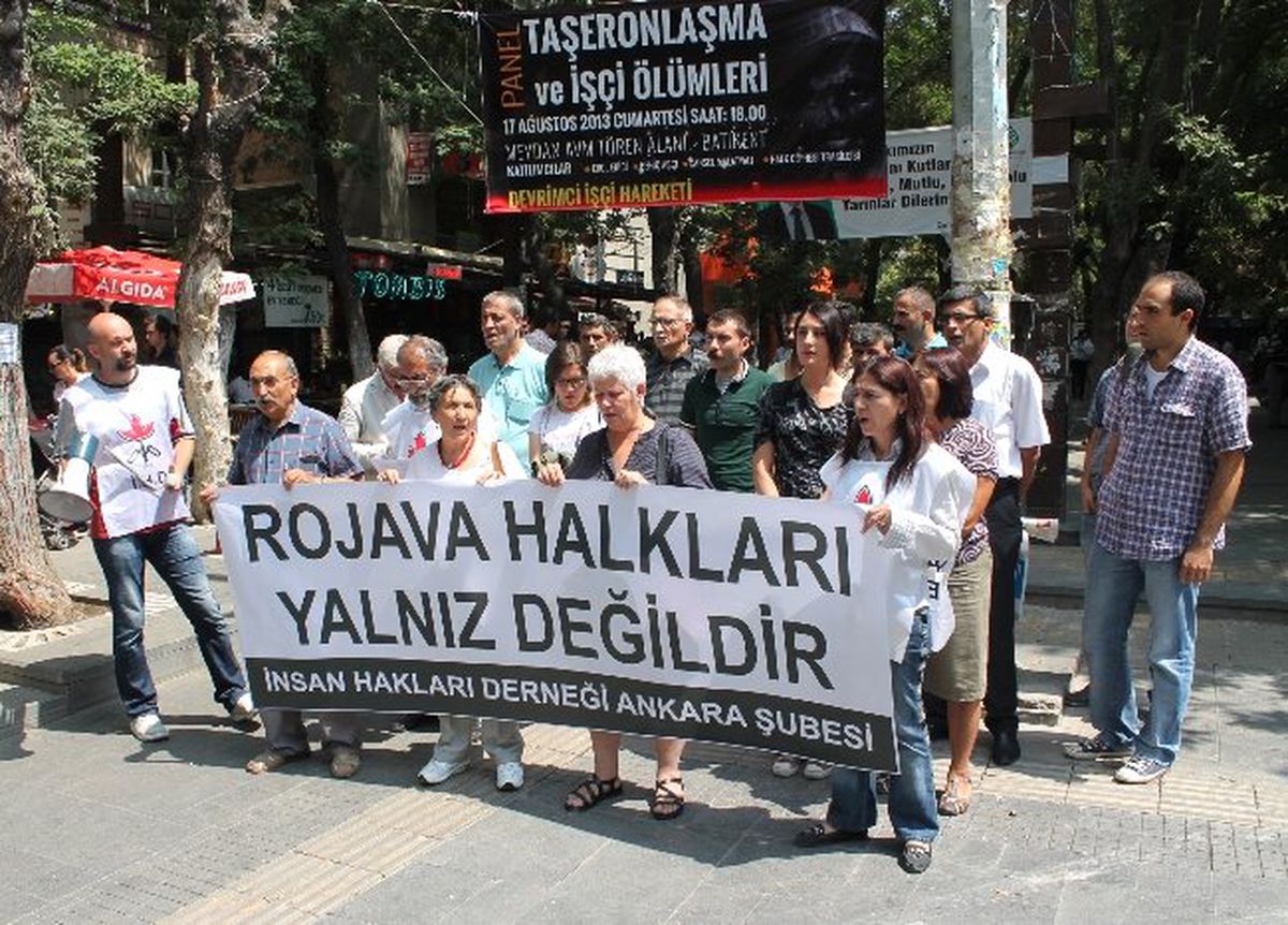 İHD Üyeleri Rojava Olaylarını Ankara\'da Protesto Etti