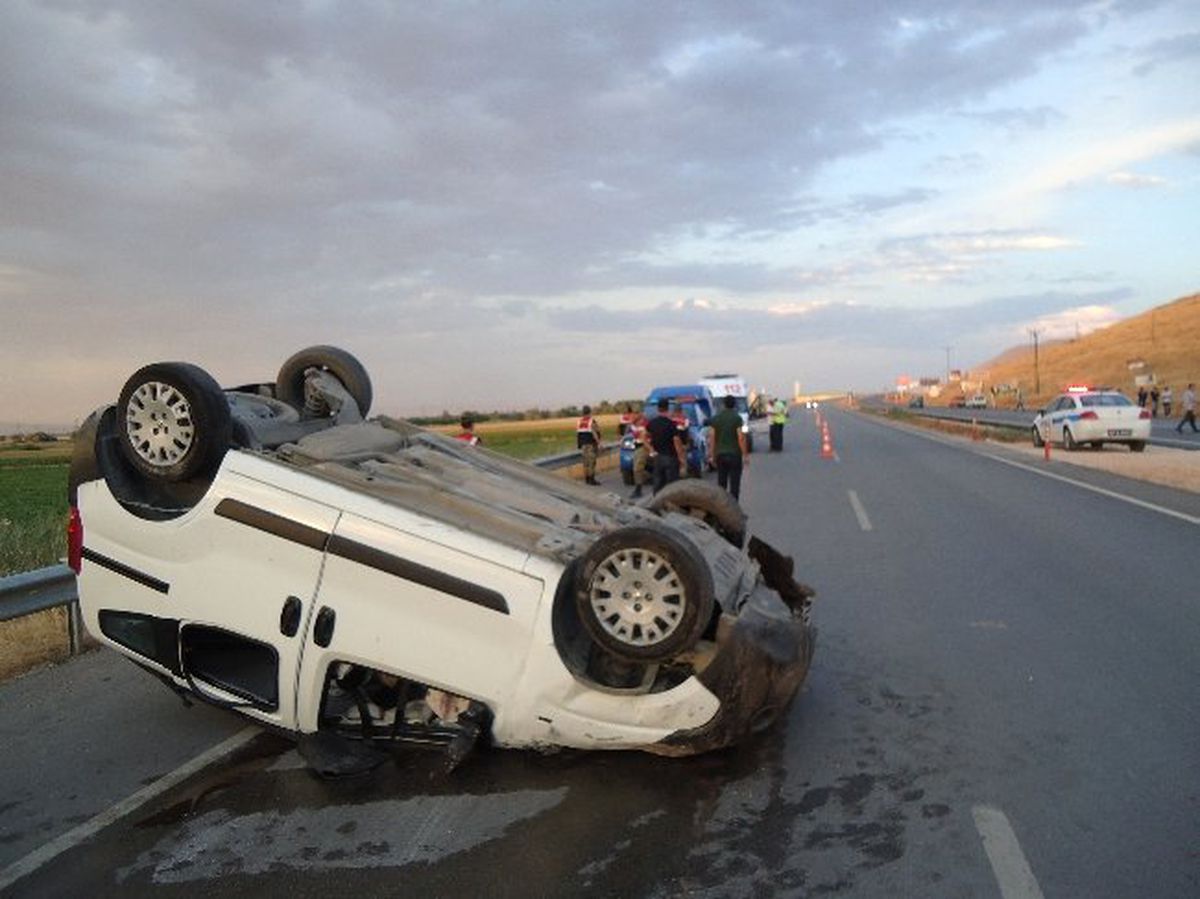 Kahramanmaraş\'ta Trafik Kazası: 1 Ölü, 8 Yaralı